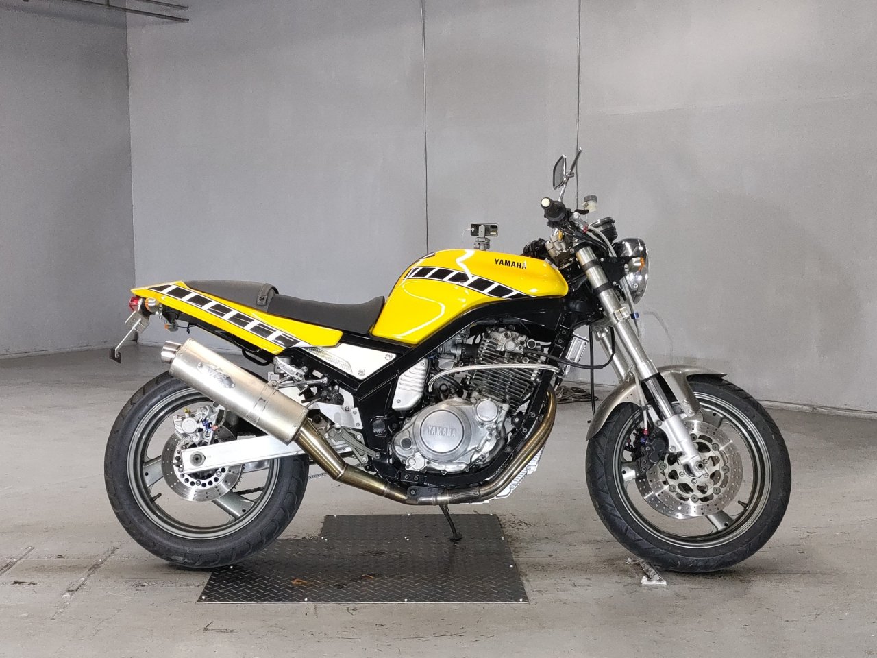Yamaha SRX400 - Adamoto - Motorcycles from Japan