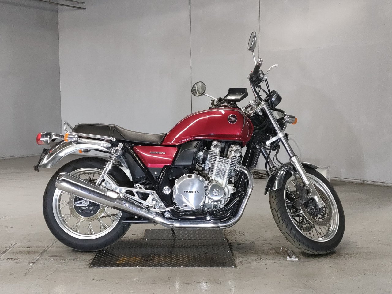 Honda CB1100EX - Adamoto - Motorcycles from Japan