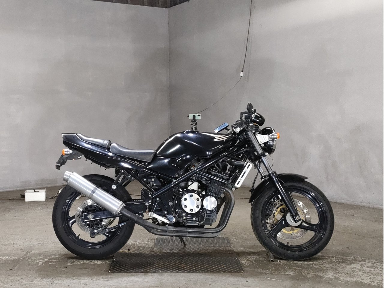Suzuki Bandit 250 - Adamoto - Motorcycles from Japan