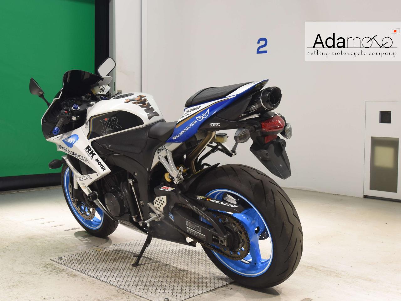 Honda CBR600RR 3 - Adamoto - Motorcycles from Japan