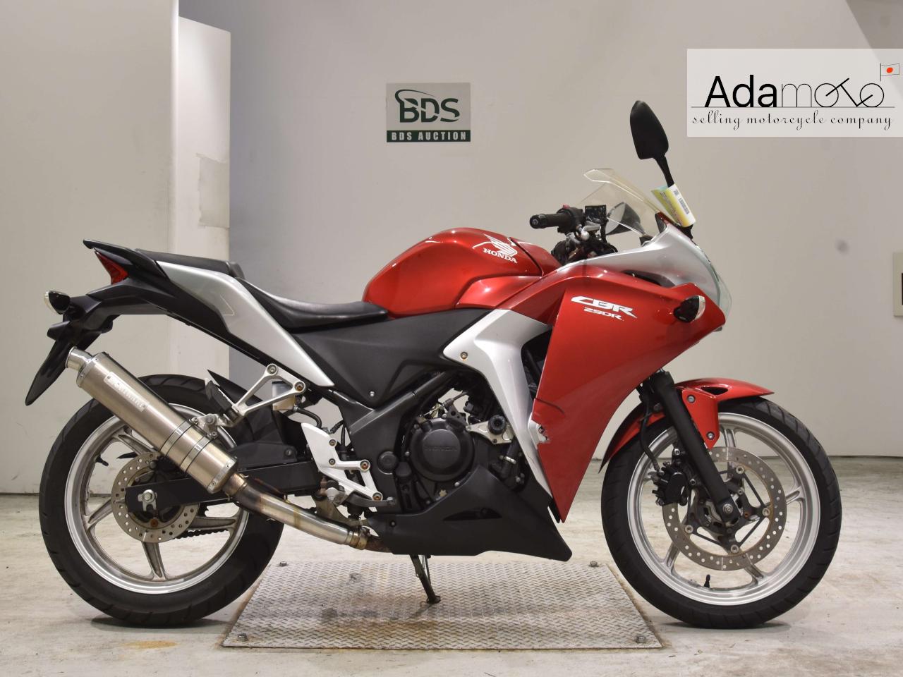 Honda CBR250R 3 - Adamoto - Motorcycles from Japan