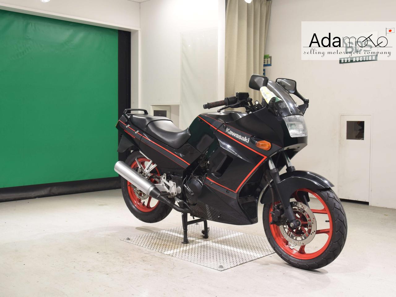 Kawasaki GPX250R - Adamoto - Motorcycles from Japan