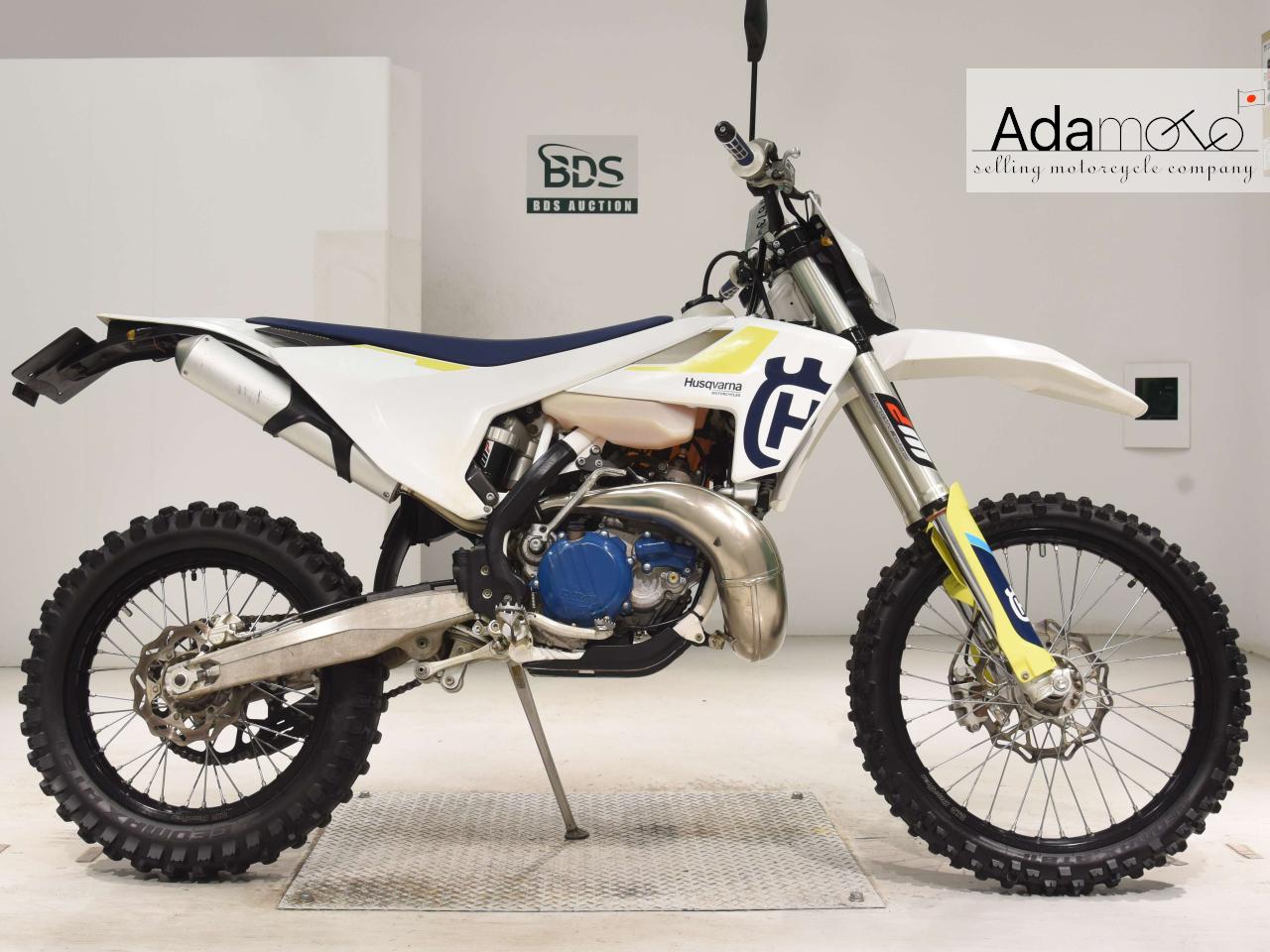 Husqvarna TE250I - Adamoto - Motorcycles from Japan