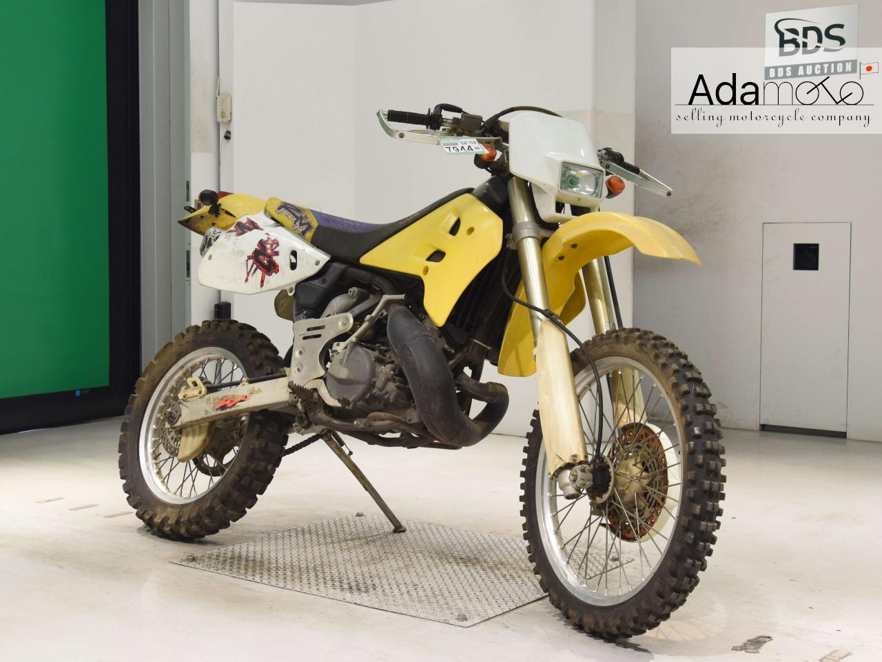 Suzuki RMX250 - Adamoto - Motorcycles from Japan