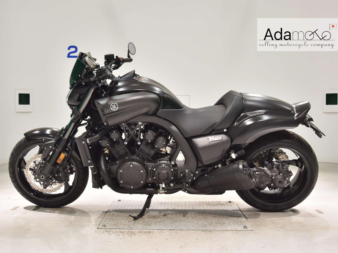 Yamaha V MAX 2 - Adamoto - Motorcycles from Japan