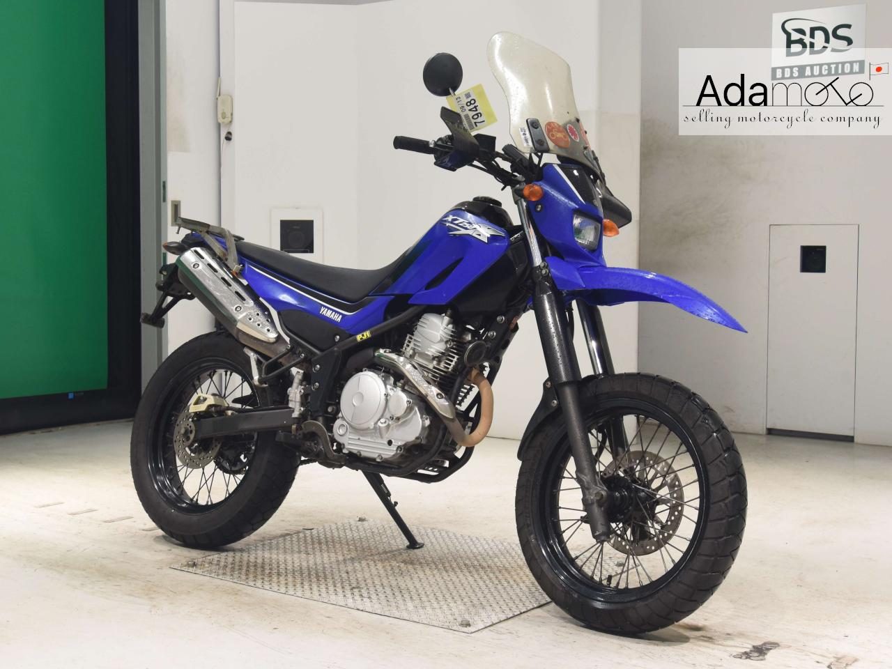 Yamaha XT250X - Adamoto - Motorcycles from Japan