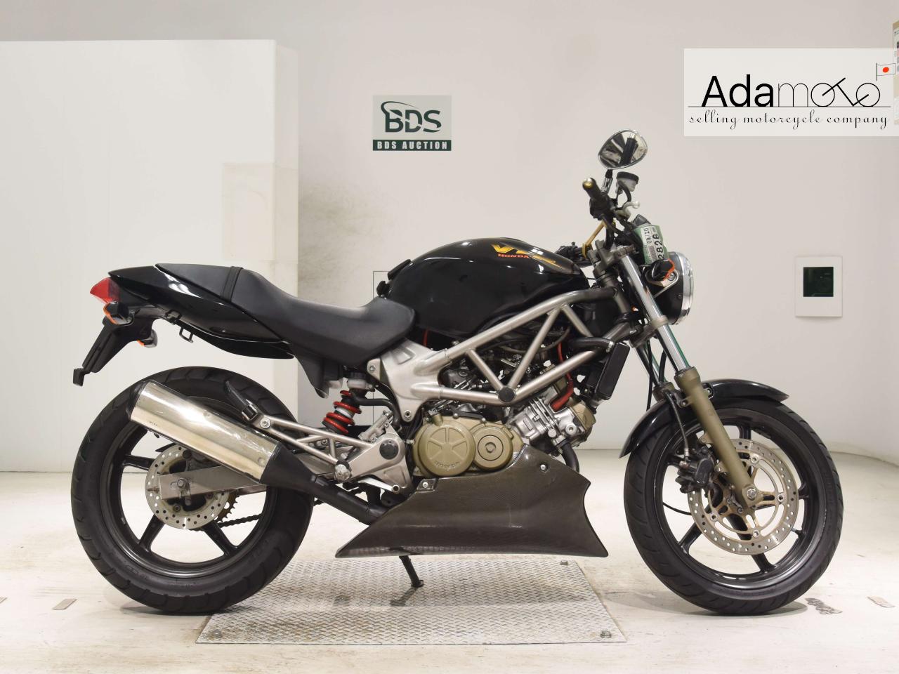 Honda VTR250 - Adamoto - Motorcycles from Japan