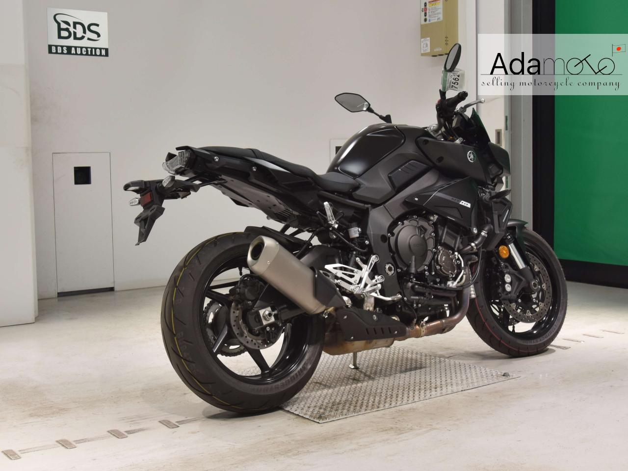 Yamaha MT 10 - Adamoto - Motorcycles from Japan