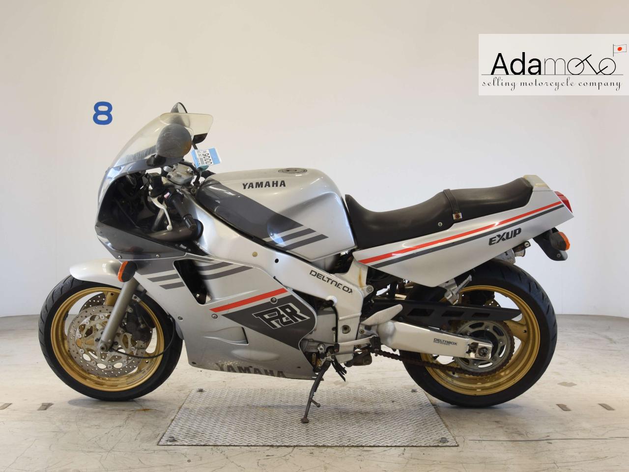 Yamaha FZR1000 short - Adamoto - Motorcycles from Japan