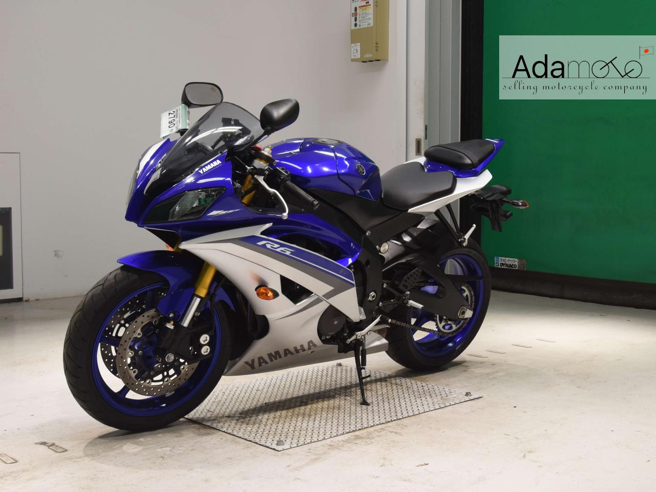 Yamaha YZF R6 - Adamoto - Motorcycles from Japan