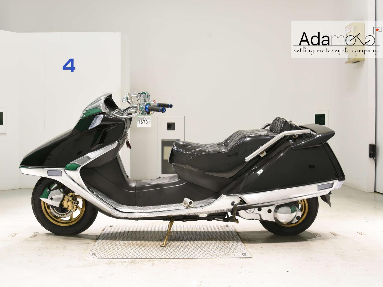 Honda FUSION - Adamoto - Motorcycles from Japan