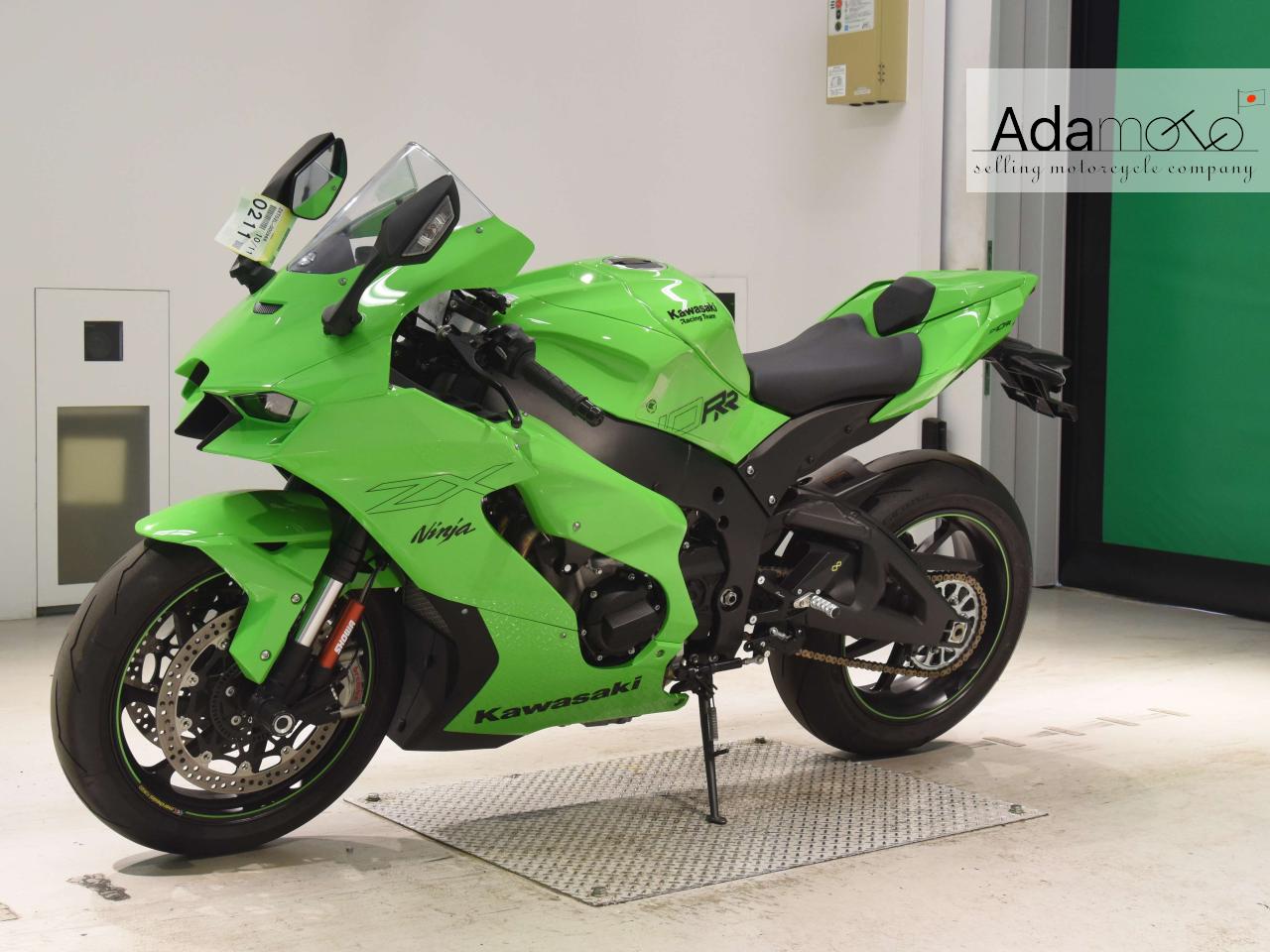 Kawasaki ZX 10RR - Adamoto - Motorcycles from Japan