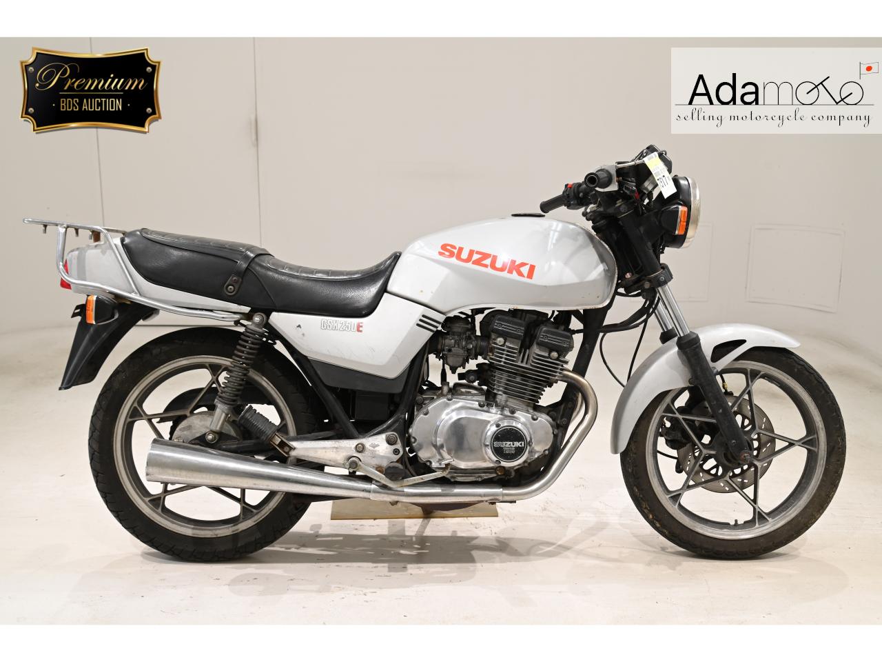 Suzuki GSX250E - Adamoto - Motorcycles from Japan