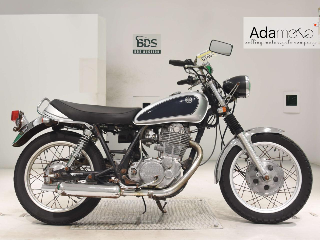 Yamaha SR400 2 - Adamoto - Motorcycles from Japan