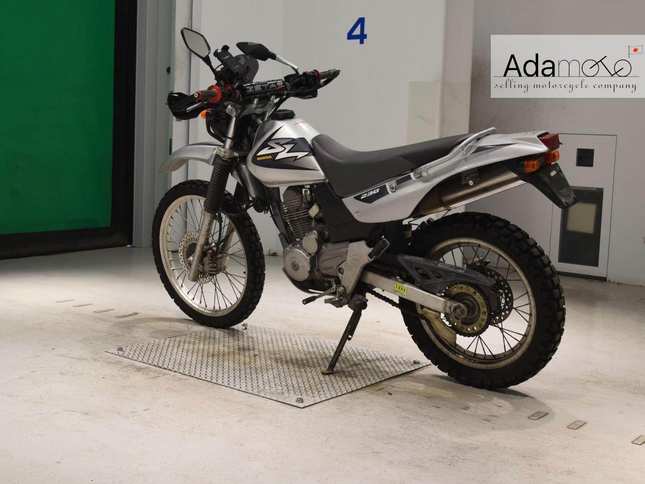 Honda SL230 - Adamoto - Motorcycles from Japan