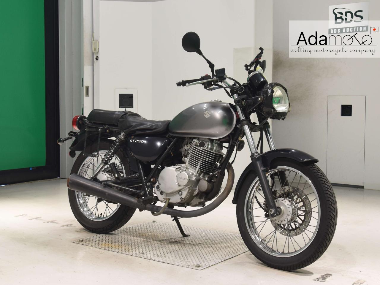 Suzuki ST250 - Adamoto - Motorcycles from Japan