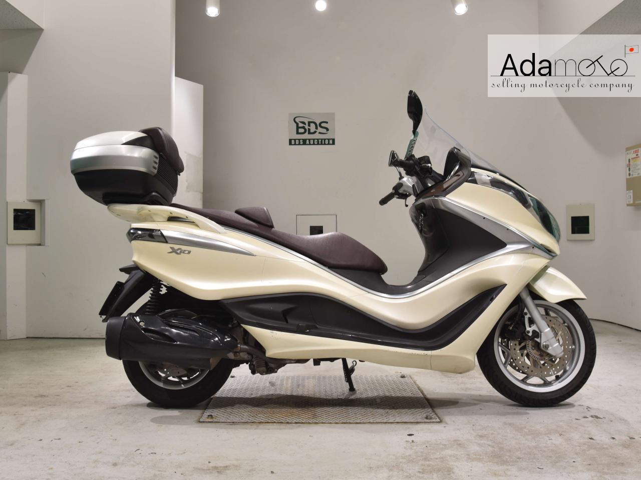 X10 piaggio sales