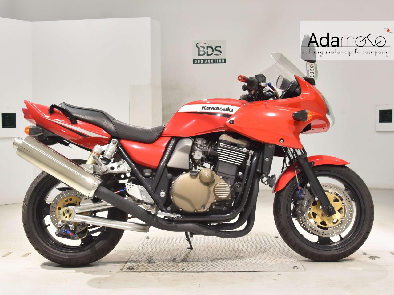 Kawasaki ZRX1200S - Adamoto - Motorcycles from Japan