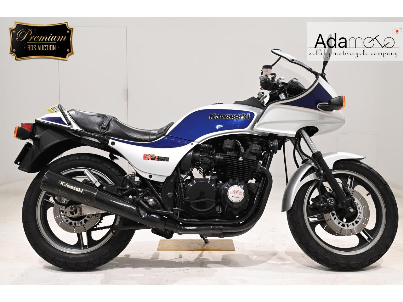 Kawasaki GPZ750 - Adamoto - Motorcycles from Japan
