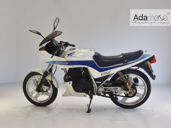 Honda CBX 250S