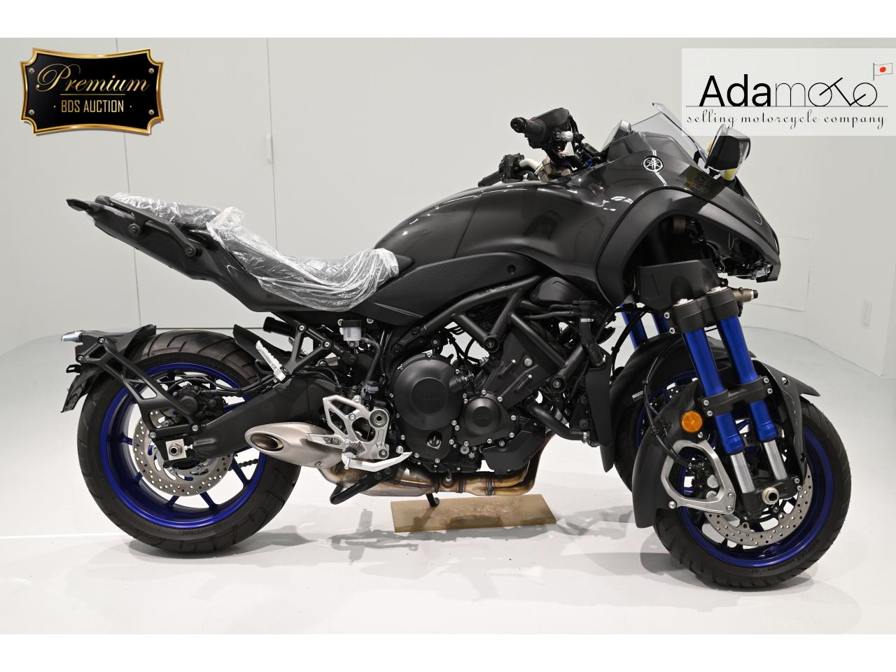 Yamaha deals niken exhaust