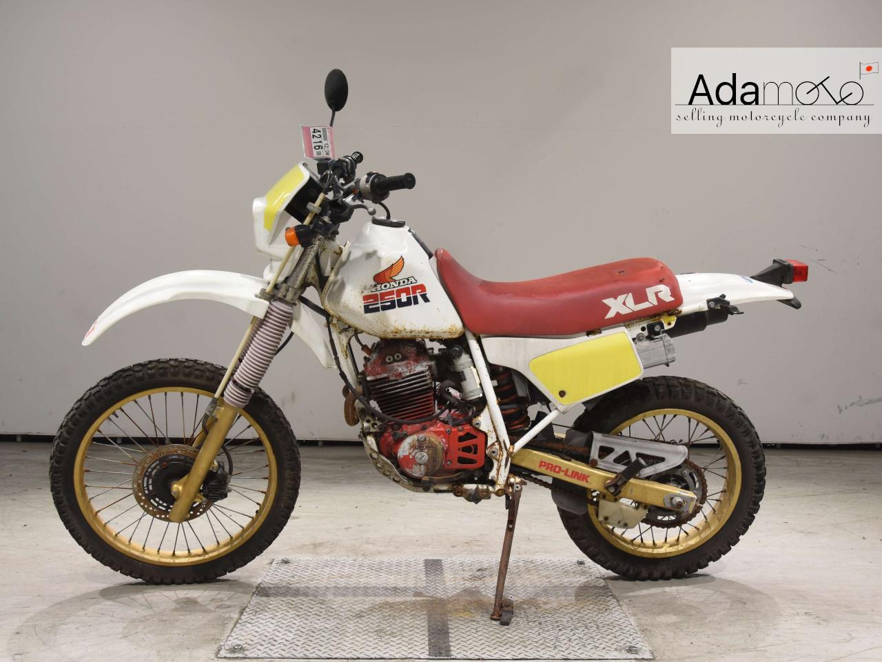Honda XLR250R 1 - Adamoto - Motorcycles from Japan