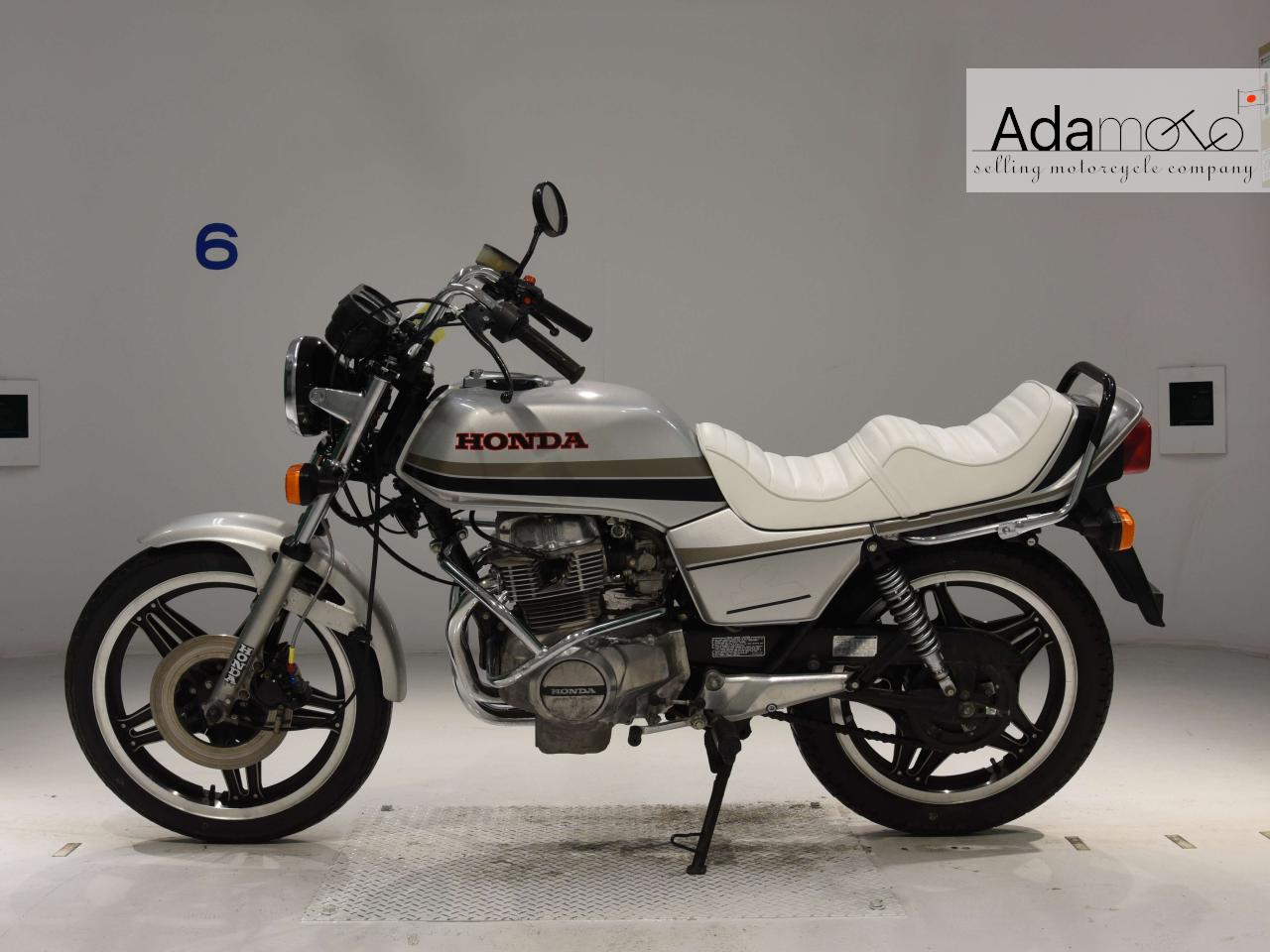 Honda CB250N - Adamoto - Motorcycles from Japan