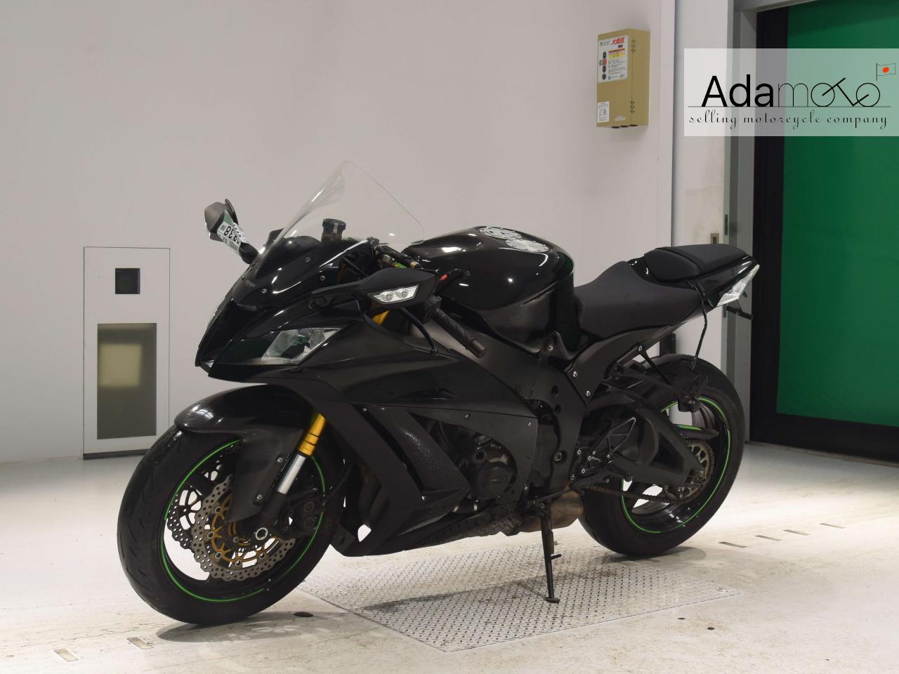 Kawasaki ZX 10R - Adamoto - Motorcycles from Japan