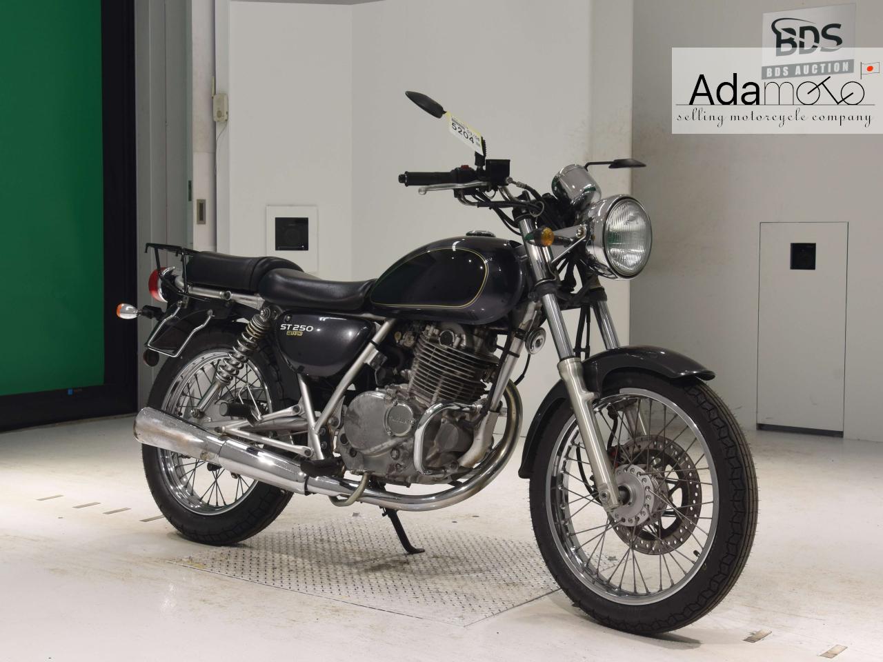 Suzuki ST250E - Adamoto - Motorcycles from Japan