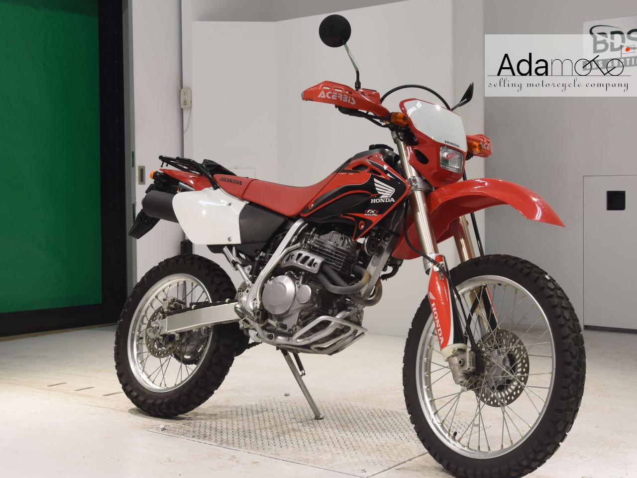 Honda XR250 2 - Adamoto - Motorcycles from Japan