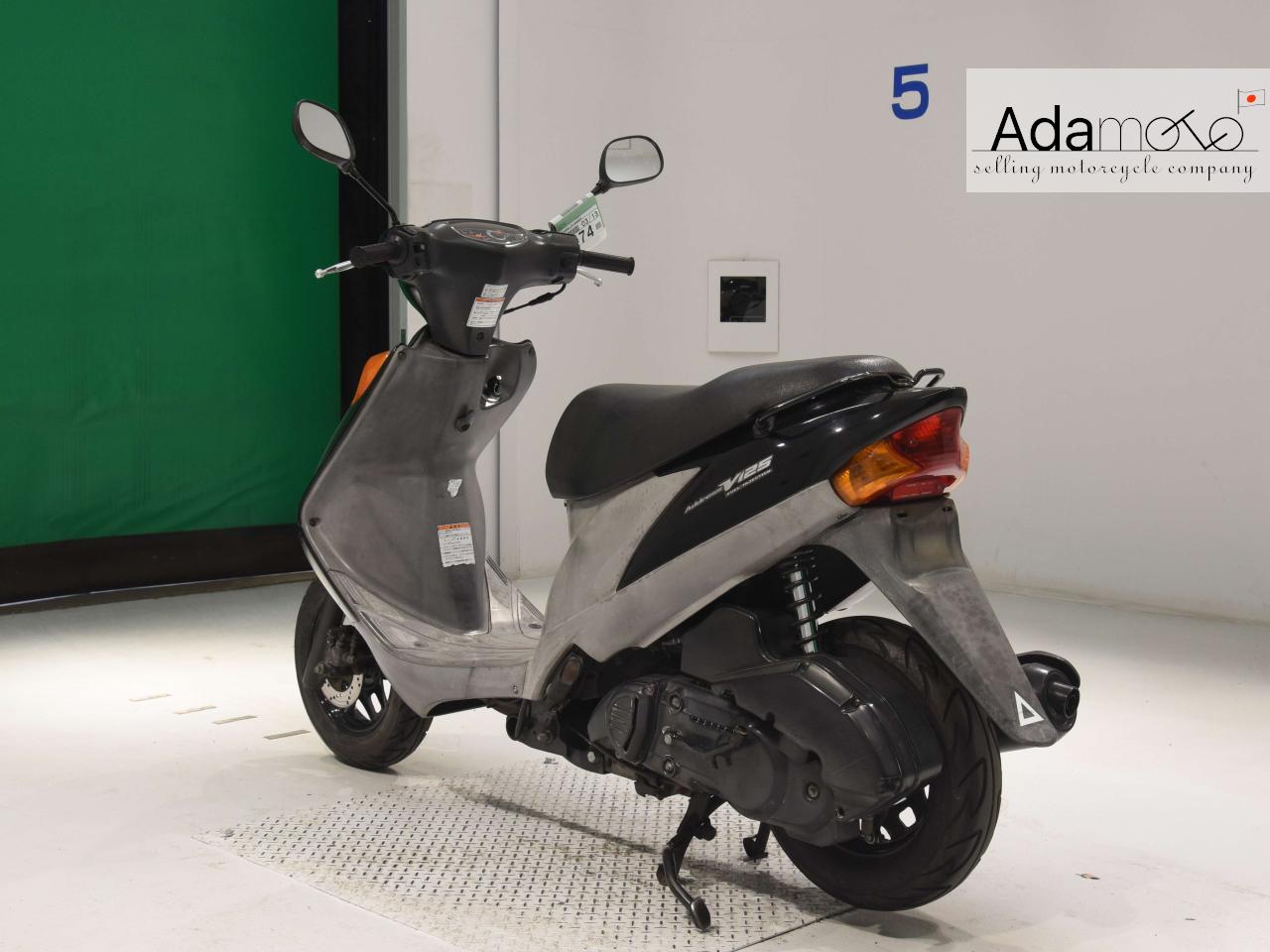 Suzuki ADDRESS V125 - Adamoto - Motorcycles from Japan