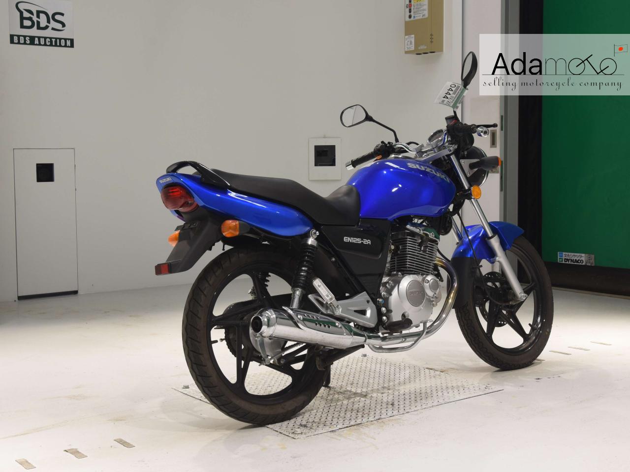 Suzuki EN125-2A - Adamoto - Motorcycles from Japan