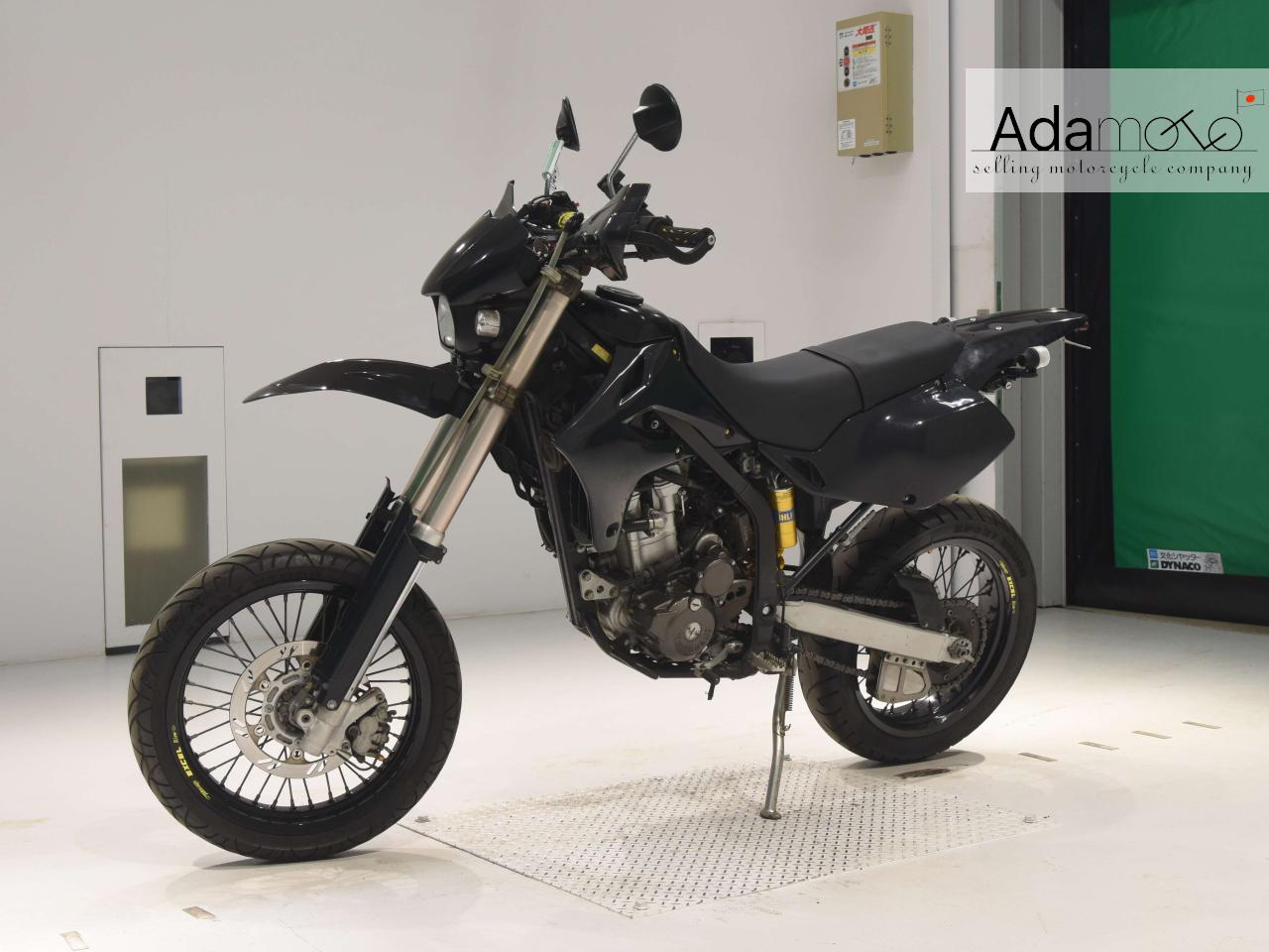 Kawasaki D-TRACKER - Adamoto - Motorcycles from Japan