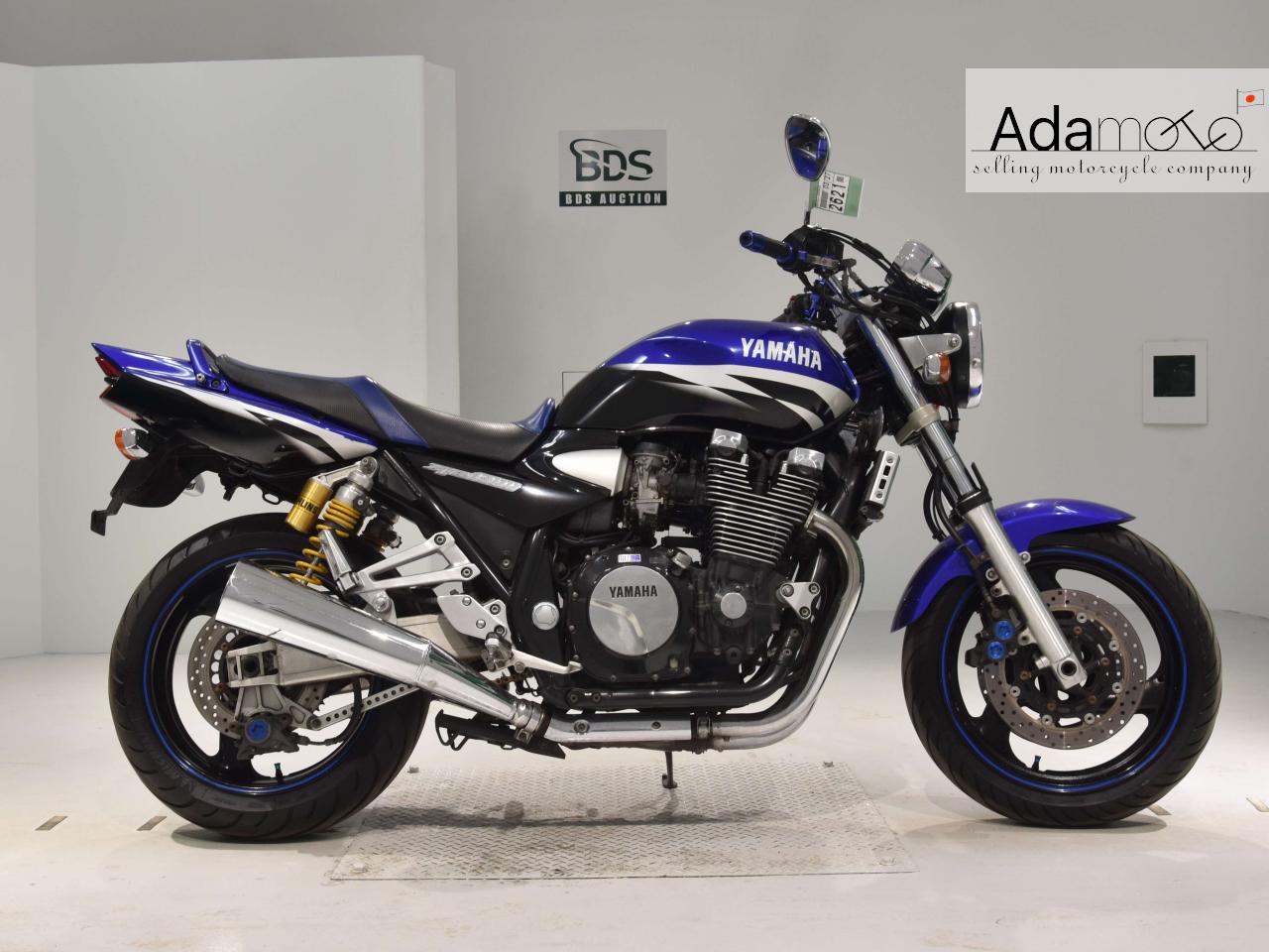 Yamaha XJR1300 - Adamoto - Motorcycles from Japan